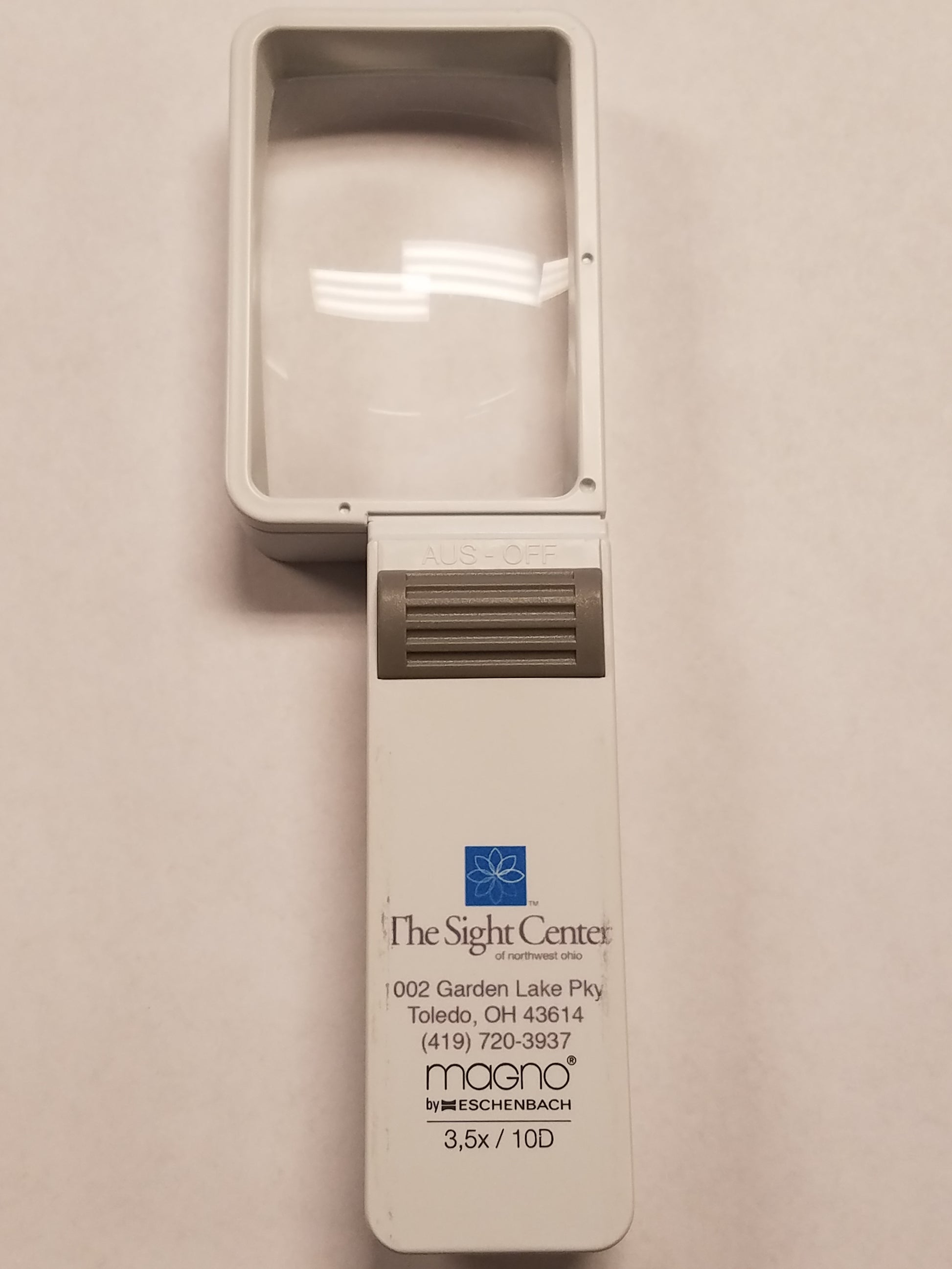 Eschenbach Magno Handheld Magnifier – The Shop at The Sight Center